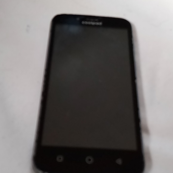 Cell phone - Picture 2 of 2